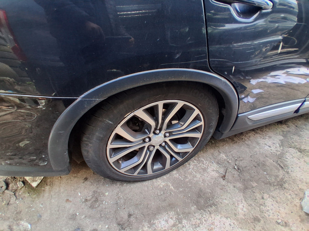 2018 MITSUBISHI OUTLANDER MK3 OSR DRIVER SIDE REAR WHEEL ARCH TRIM