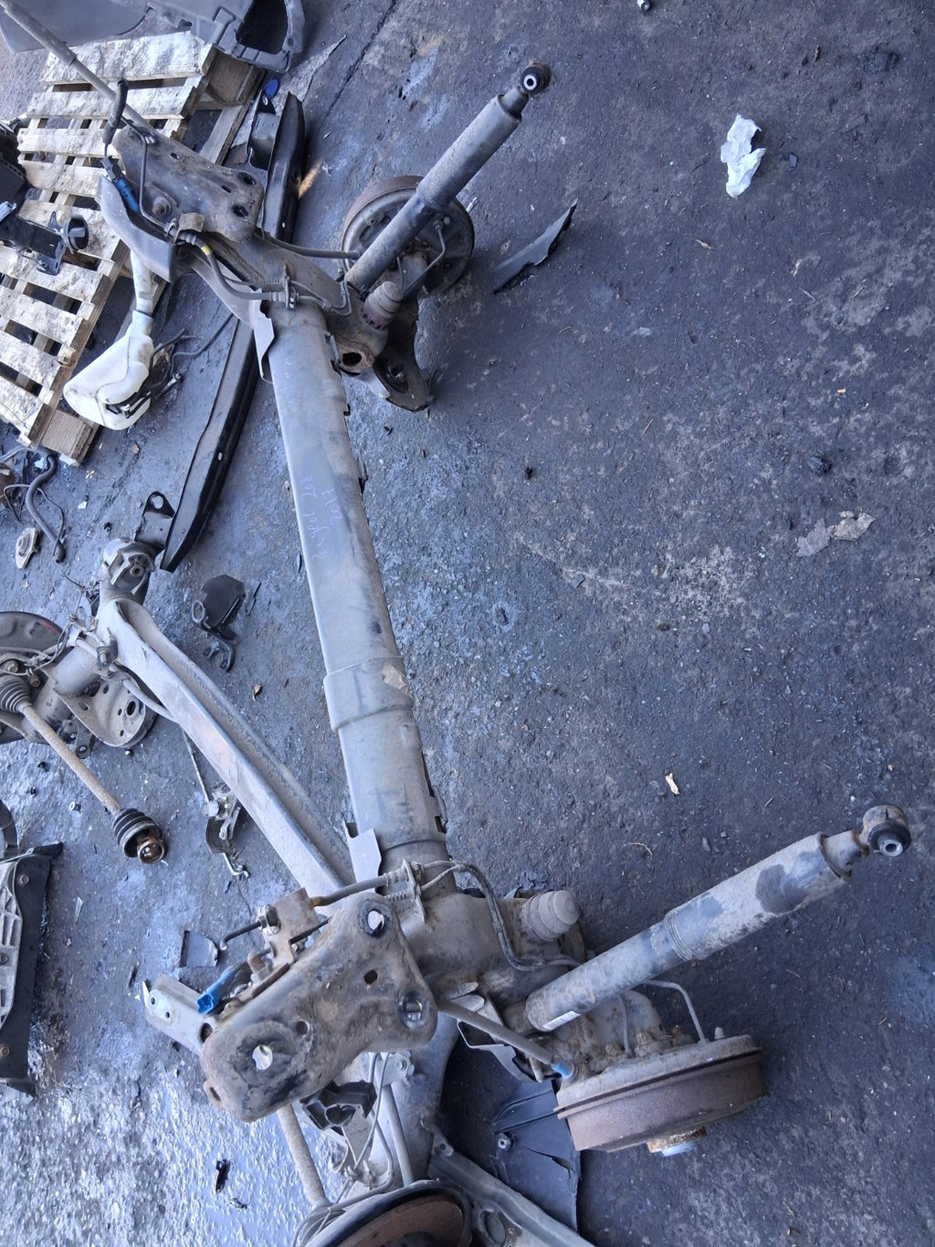 2012 PEUGEOT 208 COMPLETE REAR AXLE DISC TYPE