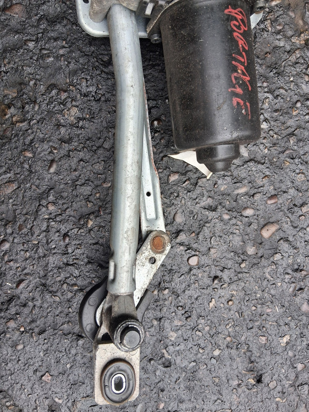KIA SPORTAGE MK3 2012 FRONT WINDSCREEN WIPER MOTOR & LINKAGES