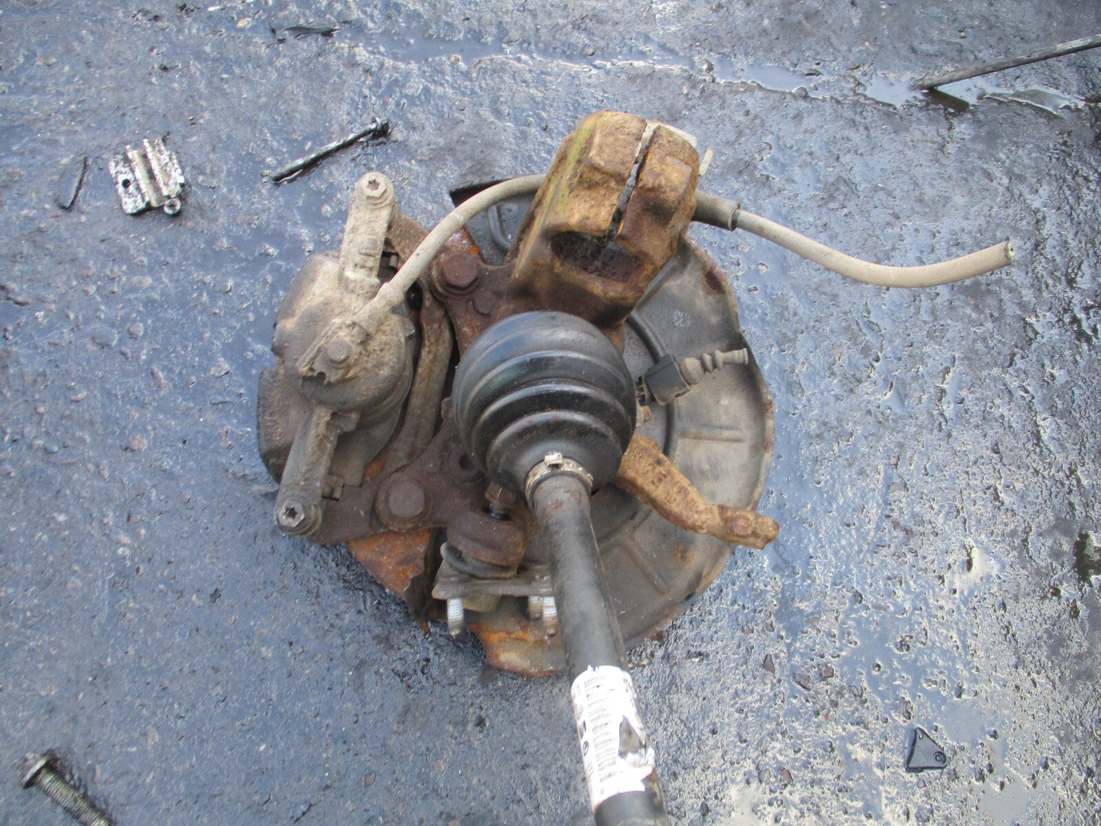2019 VW VOLKSWAGEN CADDY 2K 1.0 PETROL OS DRIVER SIDE FRONT WHEEL BEARING HUB
