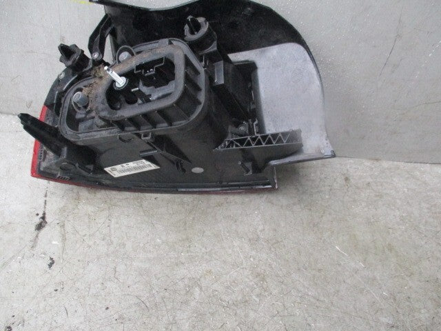 2019 CITROEN C4 CACTUS OS DRIVER SIDE TAIL LIGHT LAMP 9823950280