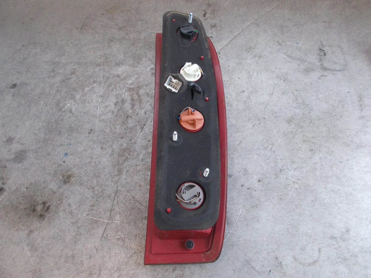 SAIC LDV MAXUS V80 2011-2018 NSR PASSENGER SIDE REAR LIGHT CLUSTER