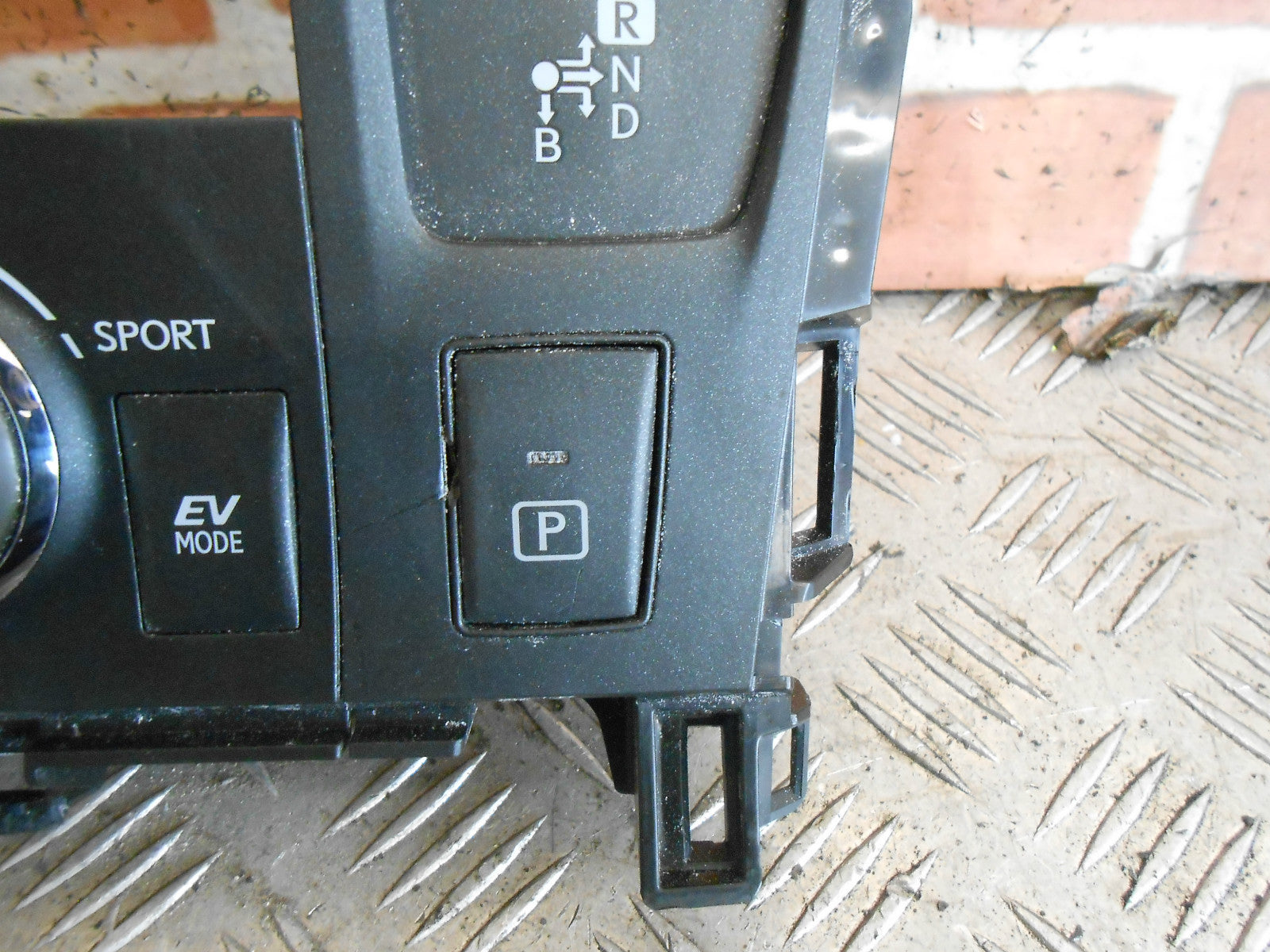 LEXUS CT 200h 2015 TRC OFF EV MODE SELECT BUTTON PANEL 75H282