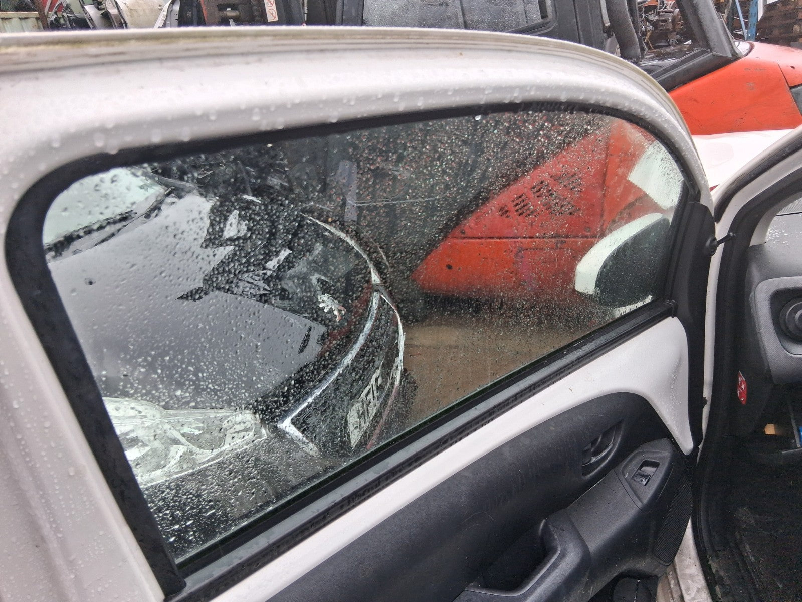 2019 PEUGEOT 108 3 DOOR MK2 NS PASSENGER SIDE LEFT WINDOW GLASS