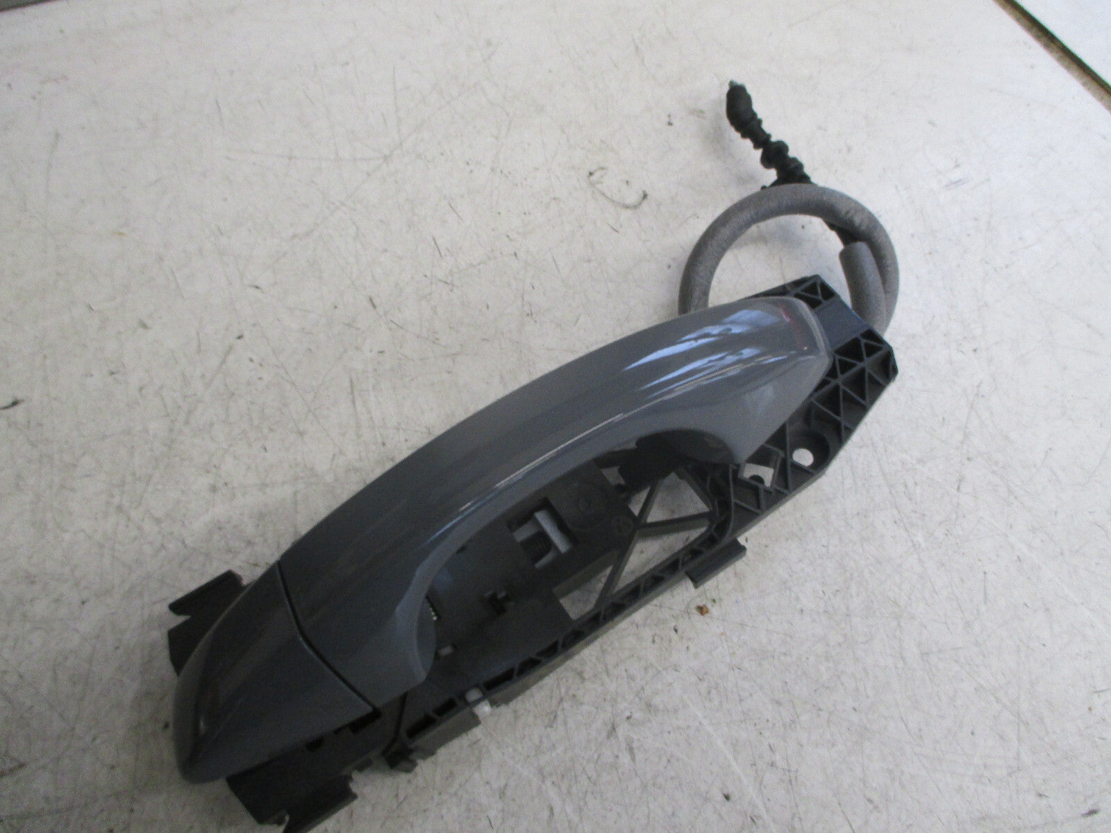 VW VOLKSWAGEN GOLF MK7 2017 NSR PASSENGER SIDE REAR DOOR HANDLE GREY