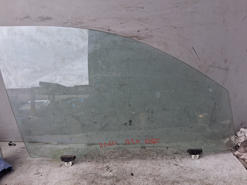 2020 MITSUBISHI ASX OSF DRIVER SIDE FRONT RIGHT WINDOW GLASS