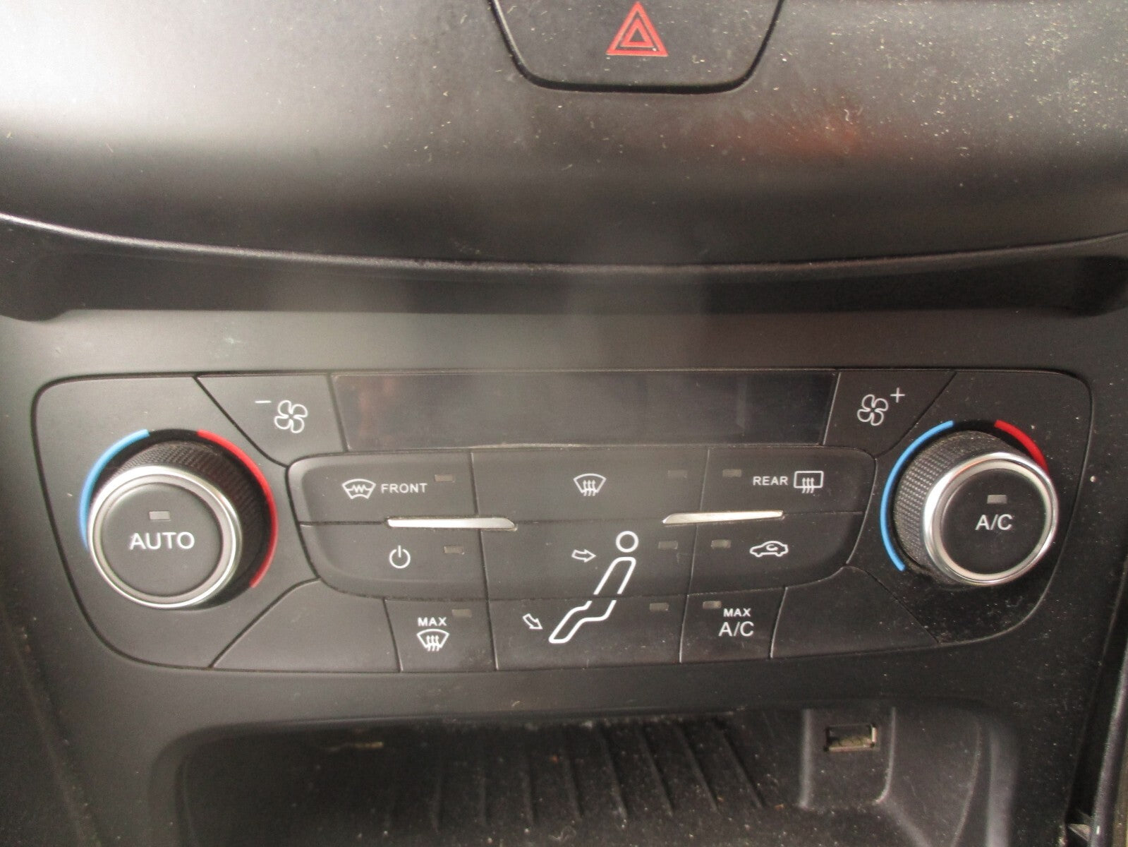 2017 FORD FOCUS MK3 AC AIR CON HEATER CLIMATE CONTROL SWITCH PANEL