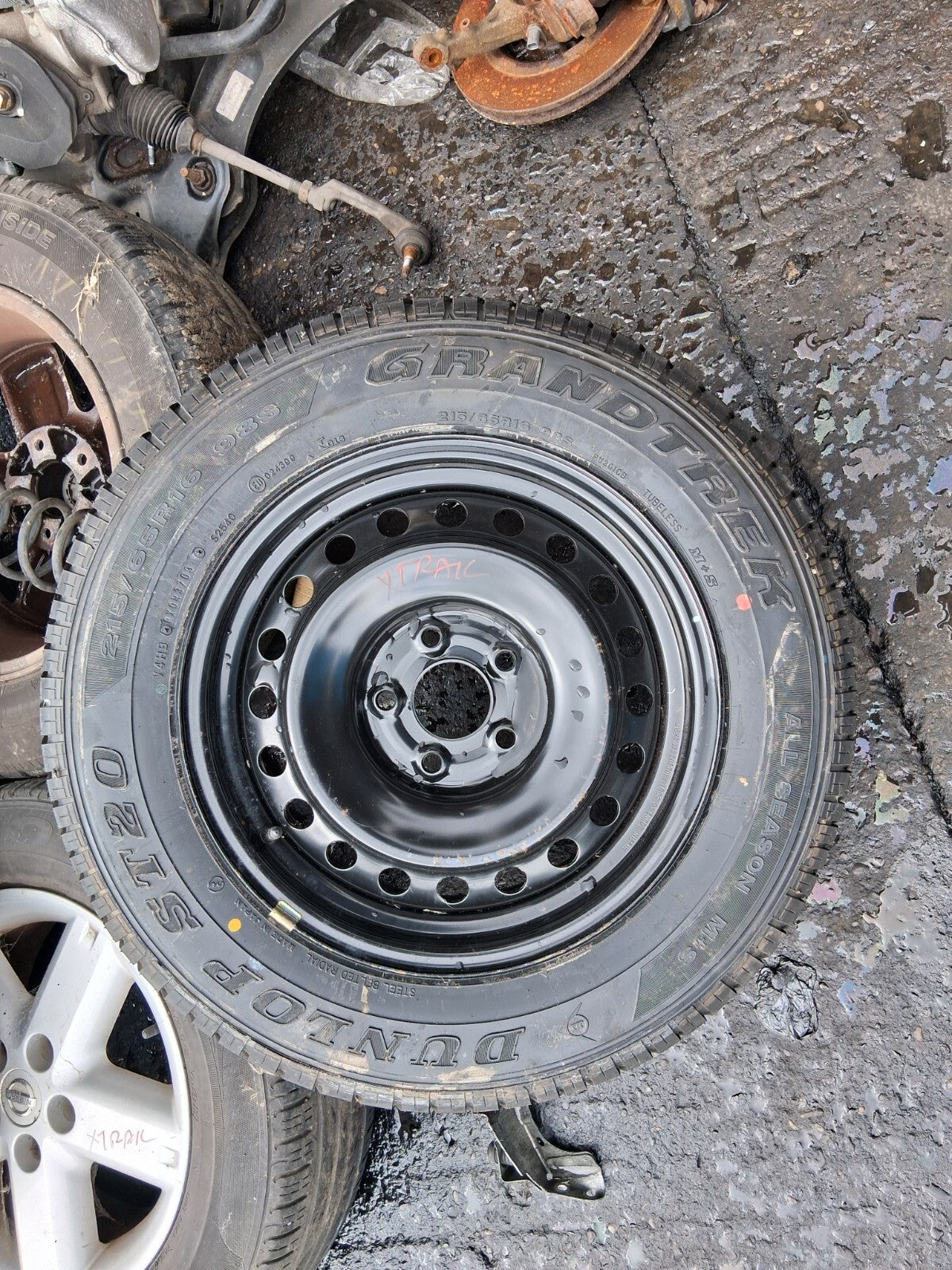 2007 NISSAN X TRAIL MK1 16 INCH STEEL WHEEL WITH TYRE 215/65R16
