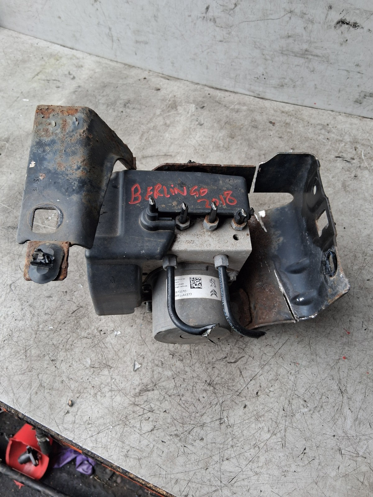 2018 CITROEN BERLINGO MK2 ABS PUMP CONTROL MODULE 9822873580
