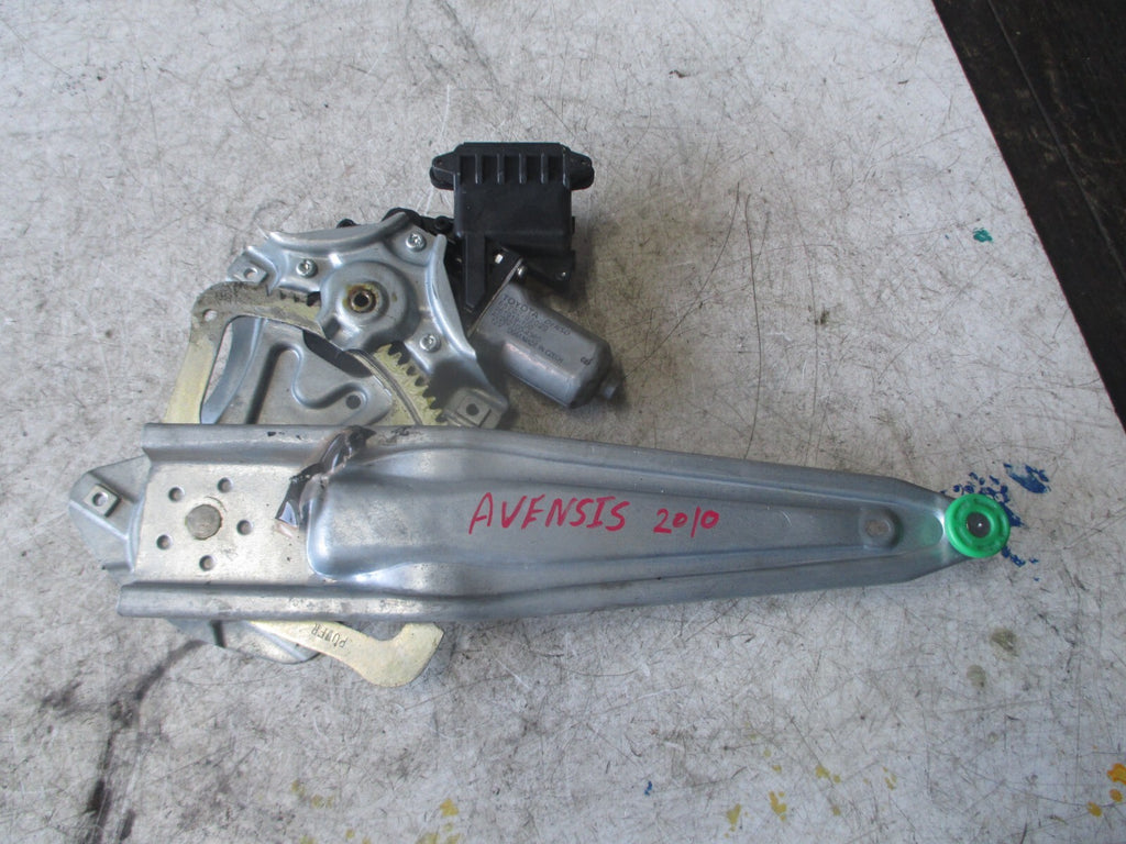 TOYOTA AVENSIS MK3 2010 OSF DRIVER SIDE REAR REGULATOR MECHANISM 8570202020