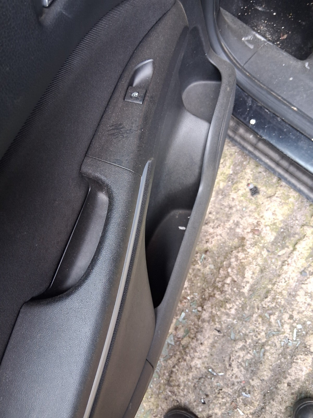 2014 VAUXHALL ZAFIRA TOURER C MK3 NSR PASSENGER SIDE REAR WINDOW CONTROL SWITCH