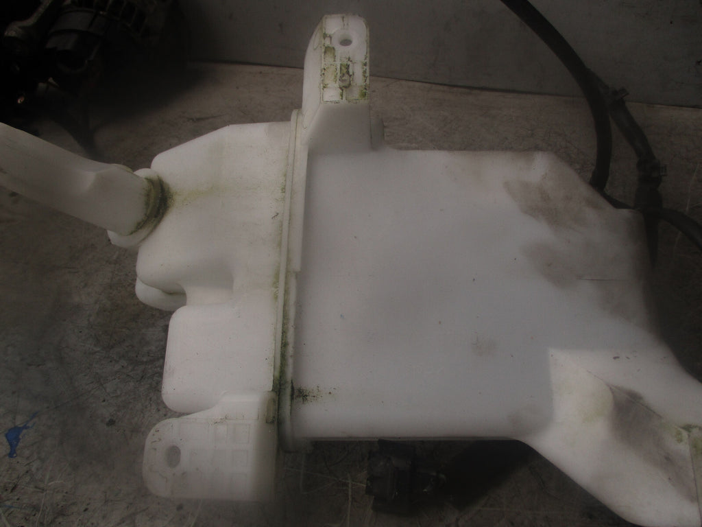 2020  SUZUKI SWIFT MK4 WASHER BOTTLE TANK