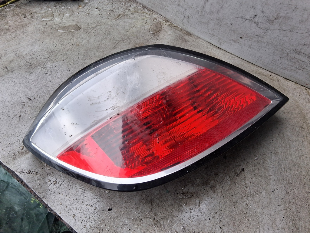 2006 VAUXHALL ASTRA H NSR PASSENGER SIDE REAR LEFT TAIL LIGHT