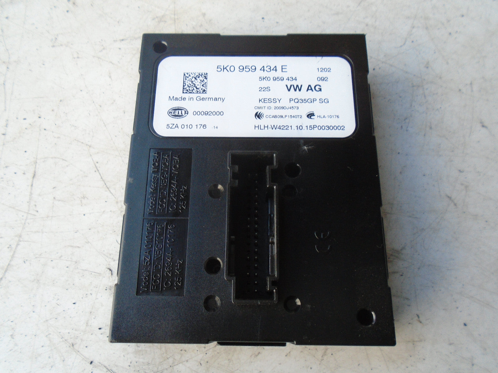 AUDI A1 2015 MK1 8X KEYLESS ENTRY CONTROL MODULE UNIT 5K0959434E
