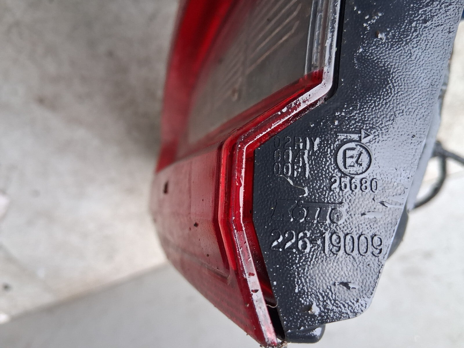 2018 NISSAN QASHQAI J11 NSR PASSENGER SIDE REAR LEFT INNER TAIL LIGHT 22619009