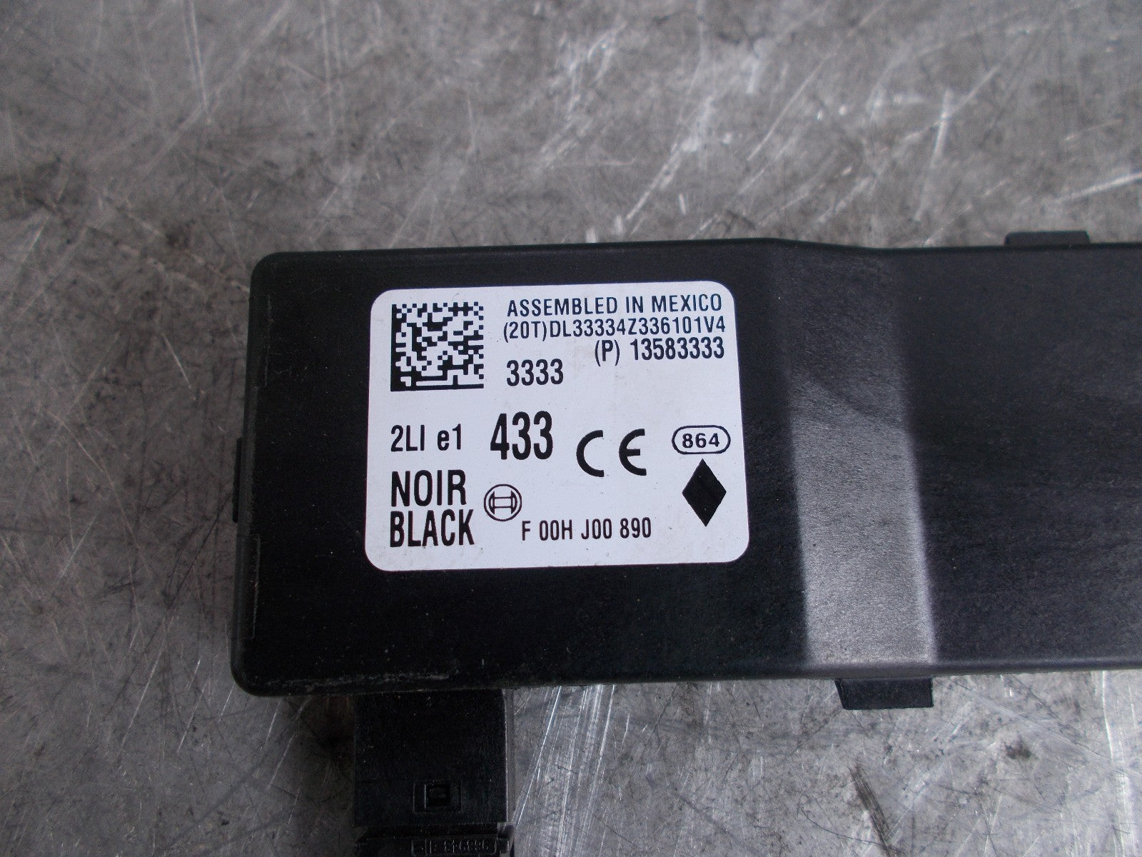 VAUXHALL INSIGNIA FACELIFT RECEIVER CONTROL MODULE 13583333