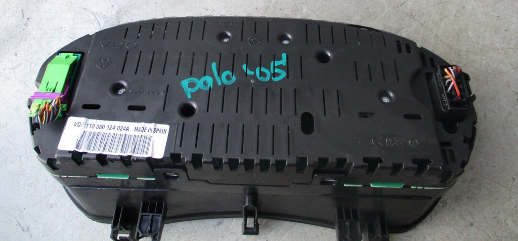 VW VOLKSWAGEN POLO 2005 SPEEDOMETER INSTRUMENT CLUSTER 6Q0920900H