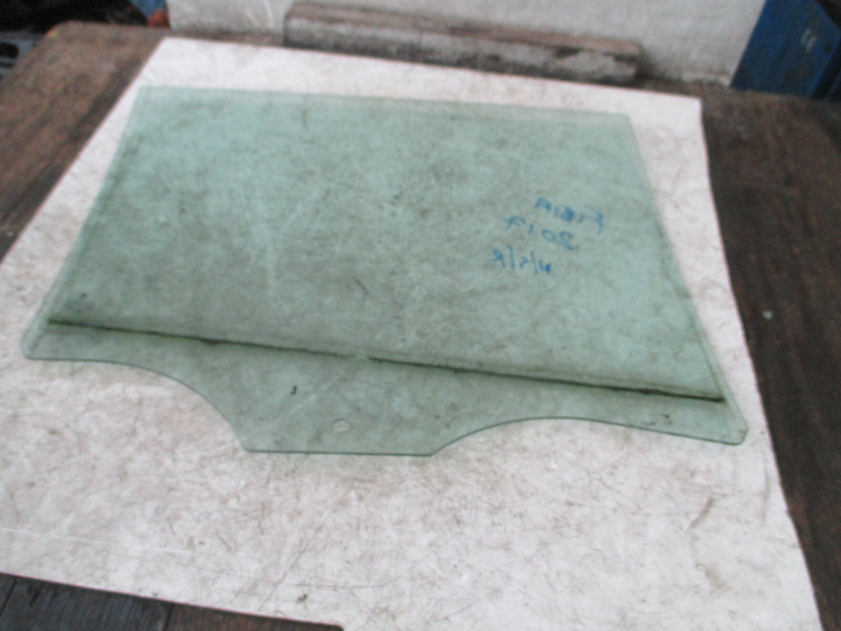 SKODA FABIA MK3 NSR PASSENGER SIDE REAR DOOR WINDOW GLASS