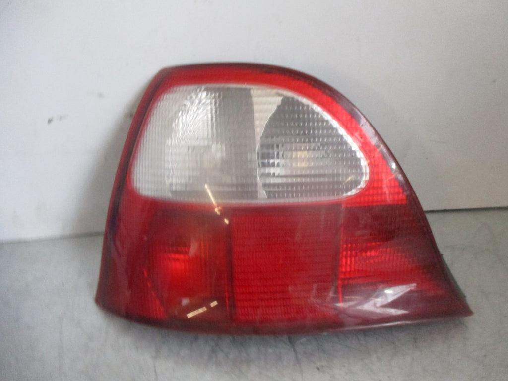 rover 25 2001 nsr near side rear pasenger side rear light