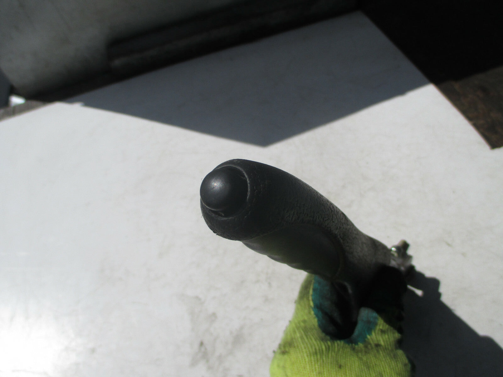 PEUGEOT 206 2003 MANUAL HANDBRAKE LEVER HANDLE MECHANISM ASSEMBLY UNIT