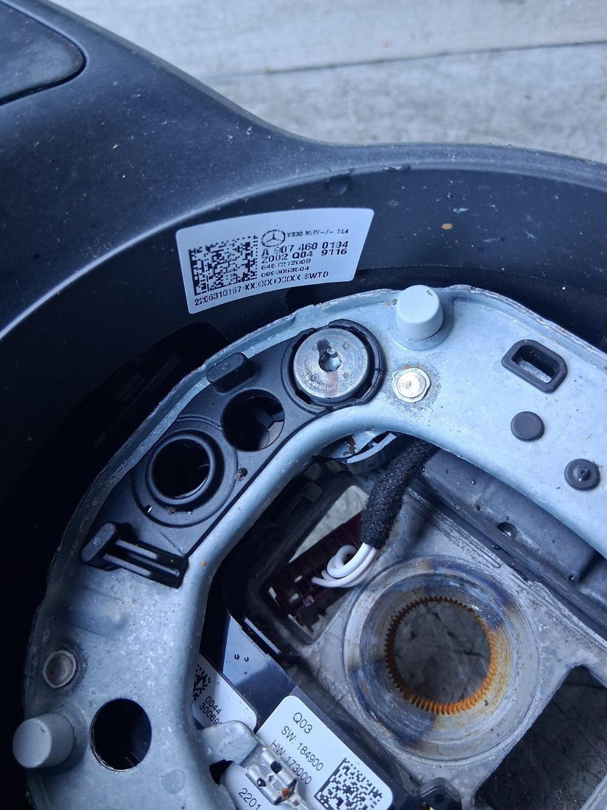 2024 MERCEDES BENZ SPRINTER MULTIFUNCTIONAL STEERING WHEEL A9074600104