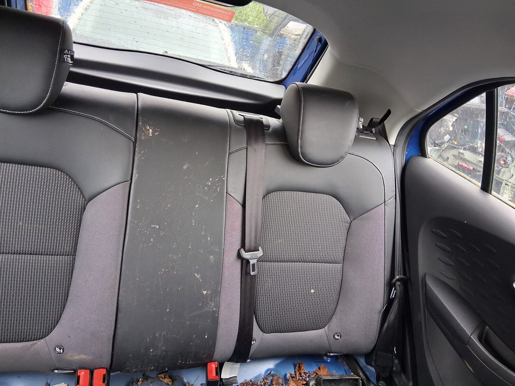 2021 MG 3 MK2 EXCLUSIVE REAR BACK SEAT HALF LEATHER BENCH SEAT ONLY TOP SECTION