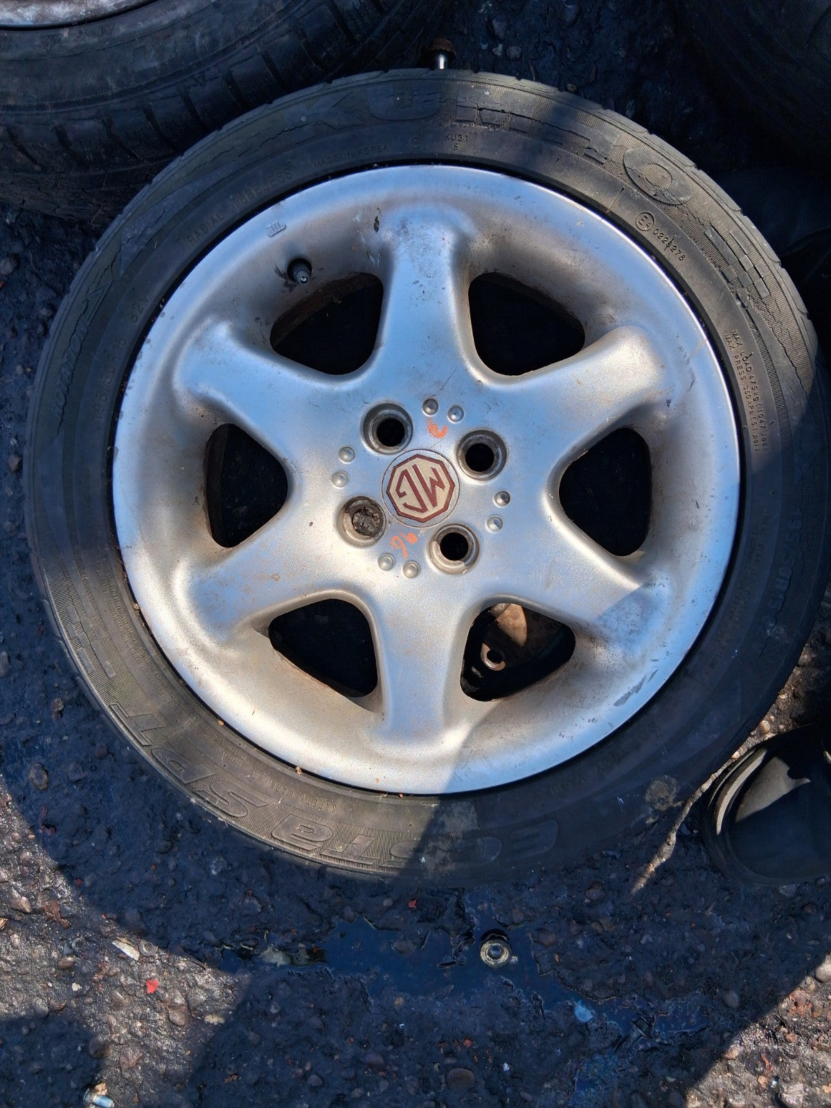 MG MGF 1996 MK1 15 INCH ALLOY WHEEL WITH TYRE 195/50R15