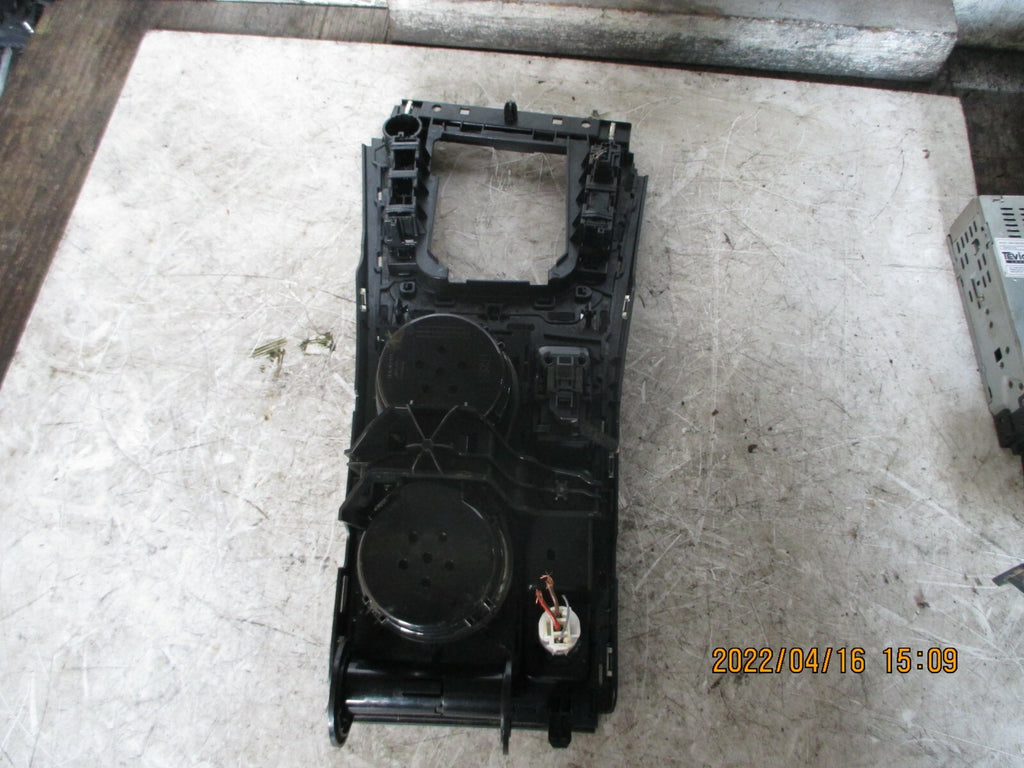 VW VOLKSWAGEN GOLF 2018 MK7 CENTRE CONSOLE CUP HOLDERS SWITCHES 5G2863245