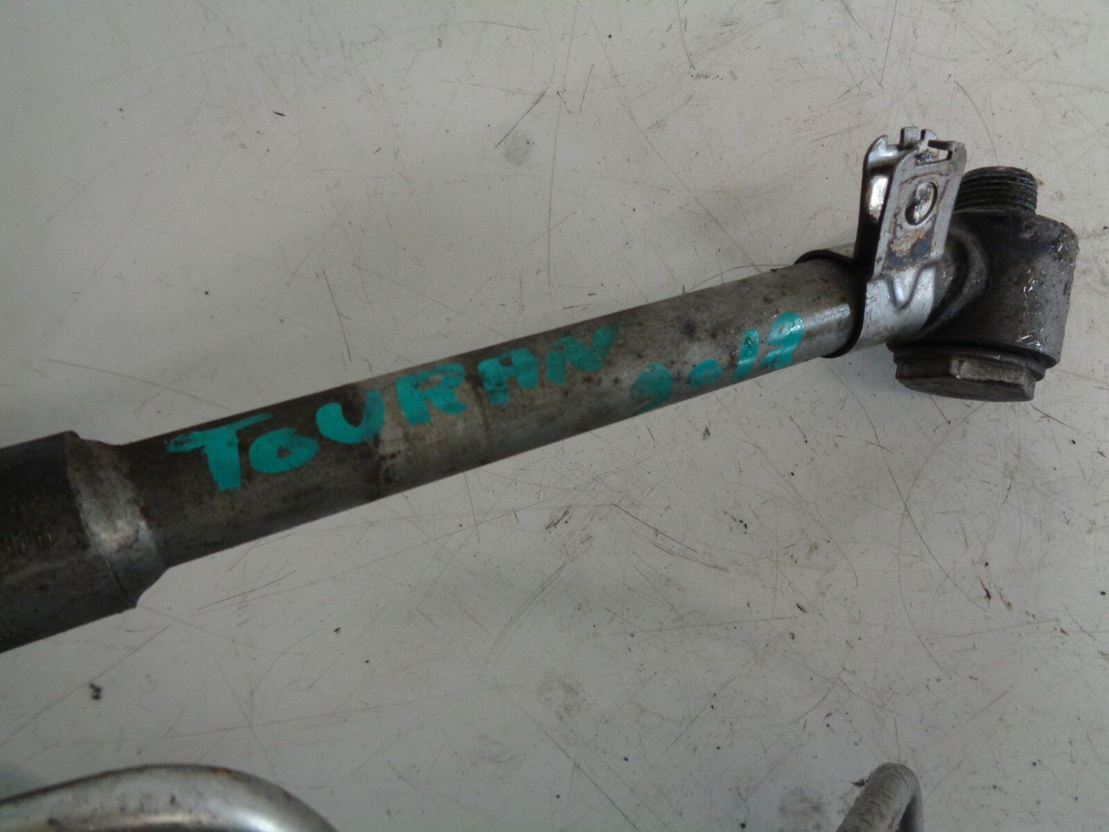 VW VOLKSWAGEN TOURAN 2012 2.0 TDI OIL RETURN PIPE 03L145535D