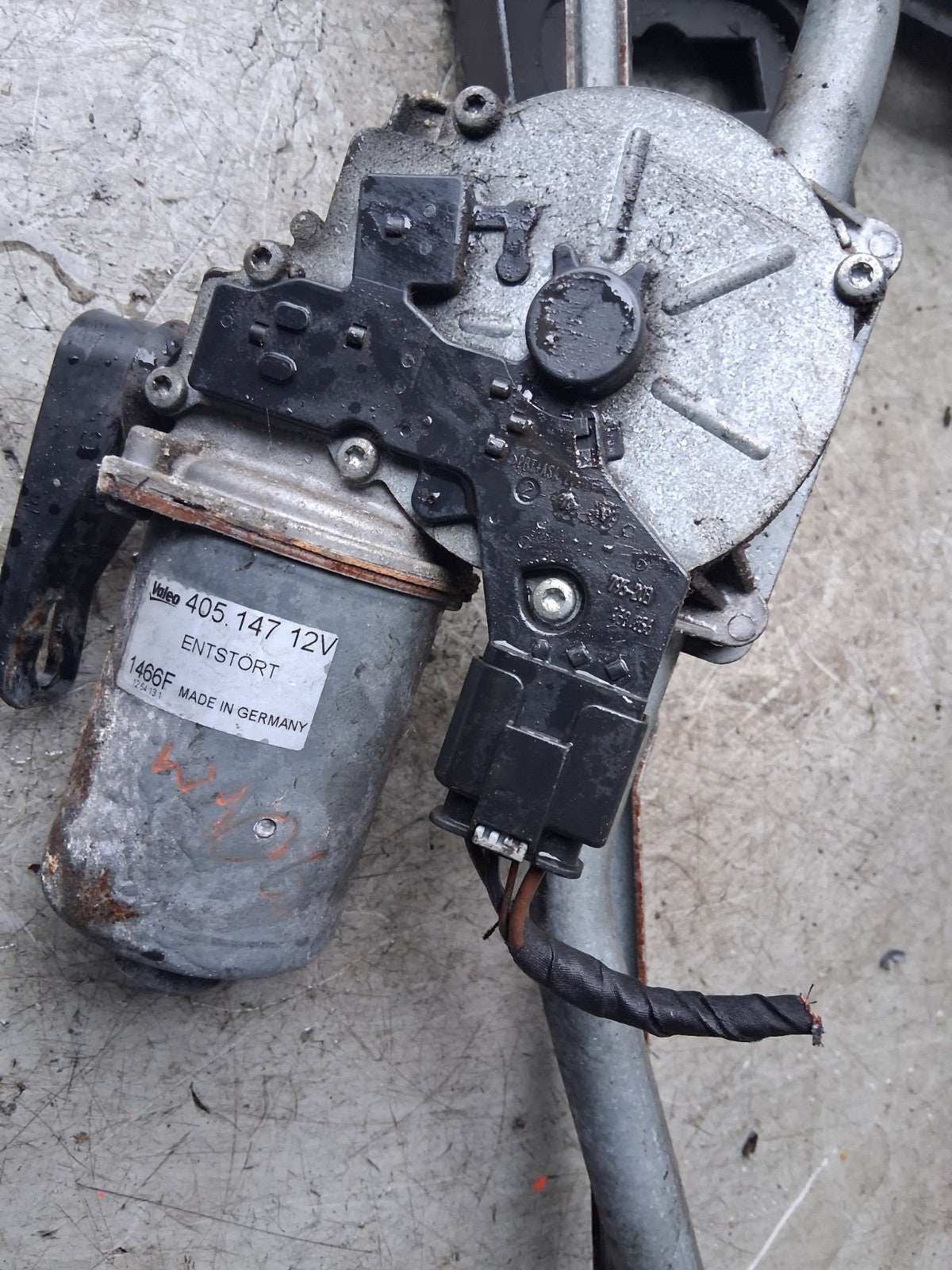 2016 MERCEDES SPRINTER W906 FRONT WINDSCREEN WIPER MOTOR LINKAGE 40514712V