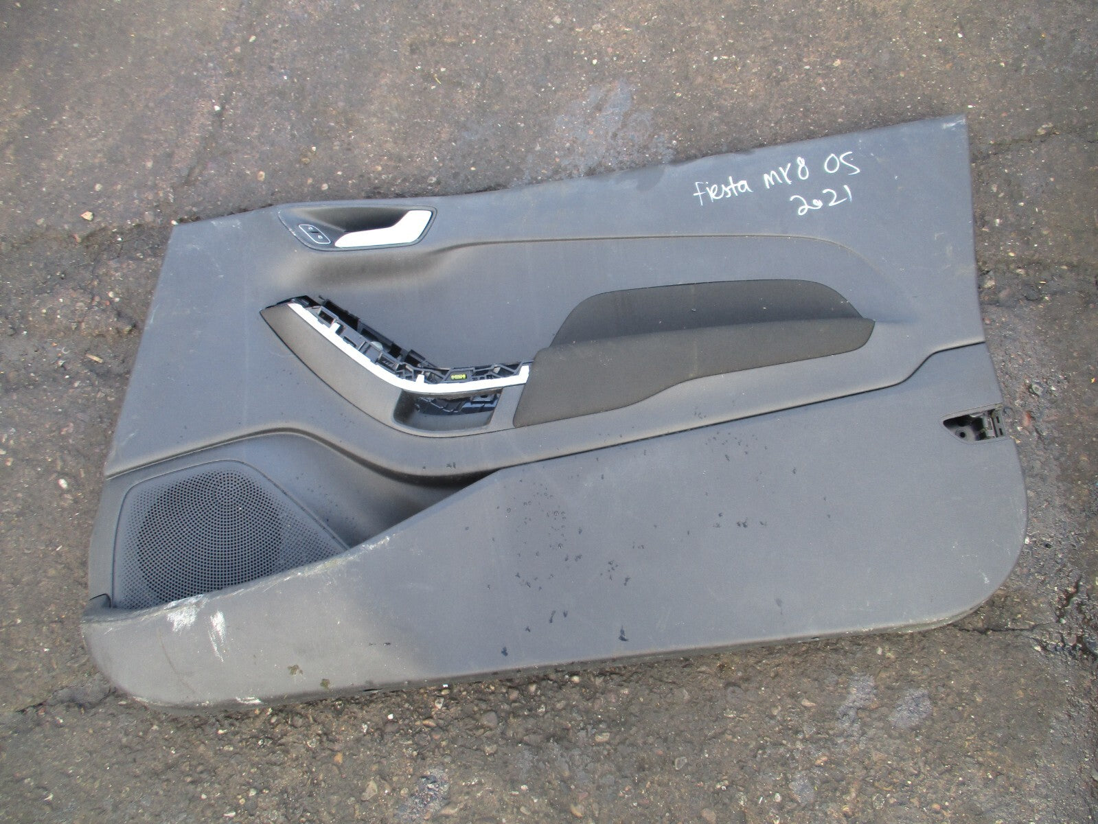FORD FIESTA 2019 MK8 OSF FRONT DRIVER SIDE DOOR CARD H1BBB23942