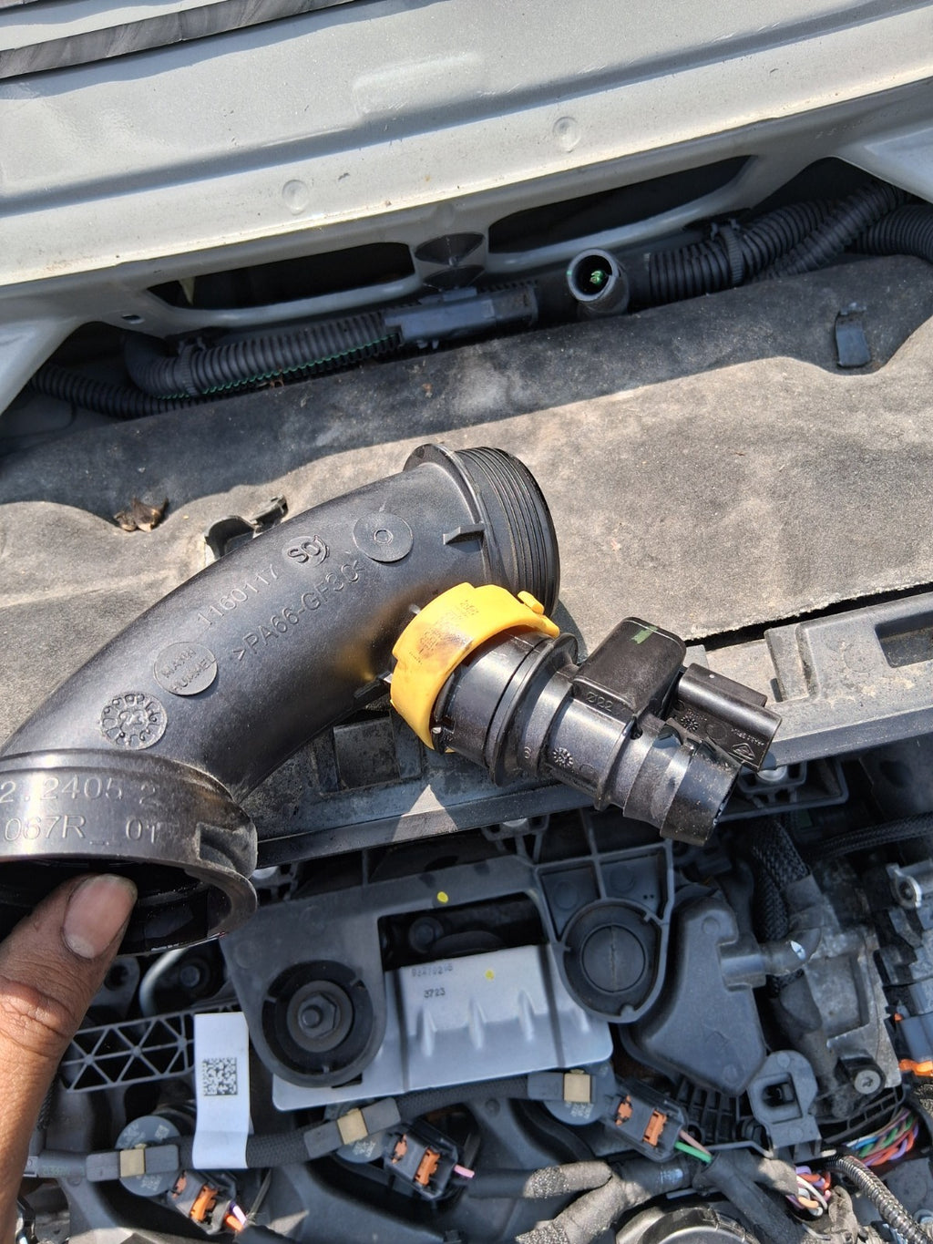 2024 DS AUTOMOBILES DS 7 1.5 DIESEL AIR INTAKE PIPE 9810921180