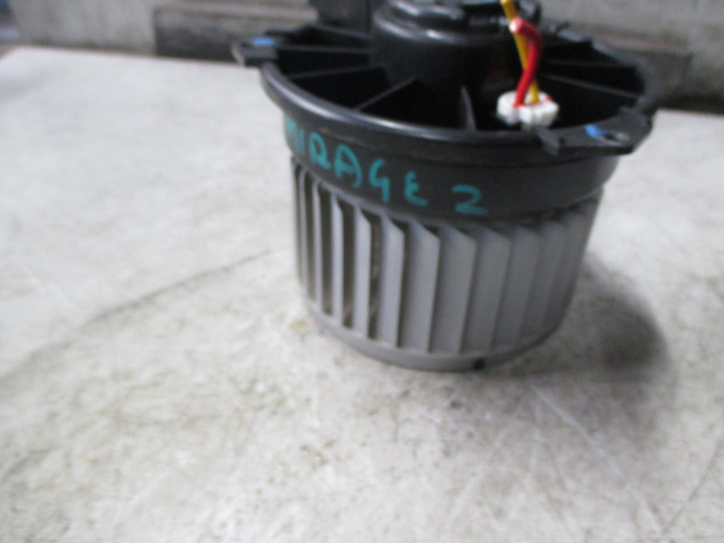 MITSUBISHI MIRAGE 3 2014 MK6 HEATER BLOWER MOTOR FAN ASSEMBLY