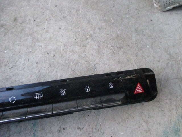 2020 CITROEN C5 AIRCROSS A/C HEATER CLIMATE CONTROL UNIT 9828018177