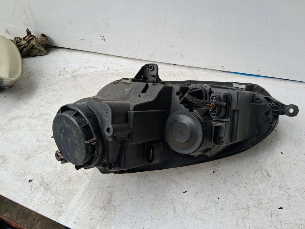 2007 VW VOLKSWAGEN GOLF MK5 OSF DRIVER SIDE FRONT RIGHT HEADLIGHT 1K6941006Q
