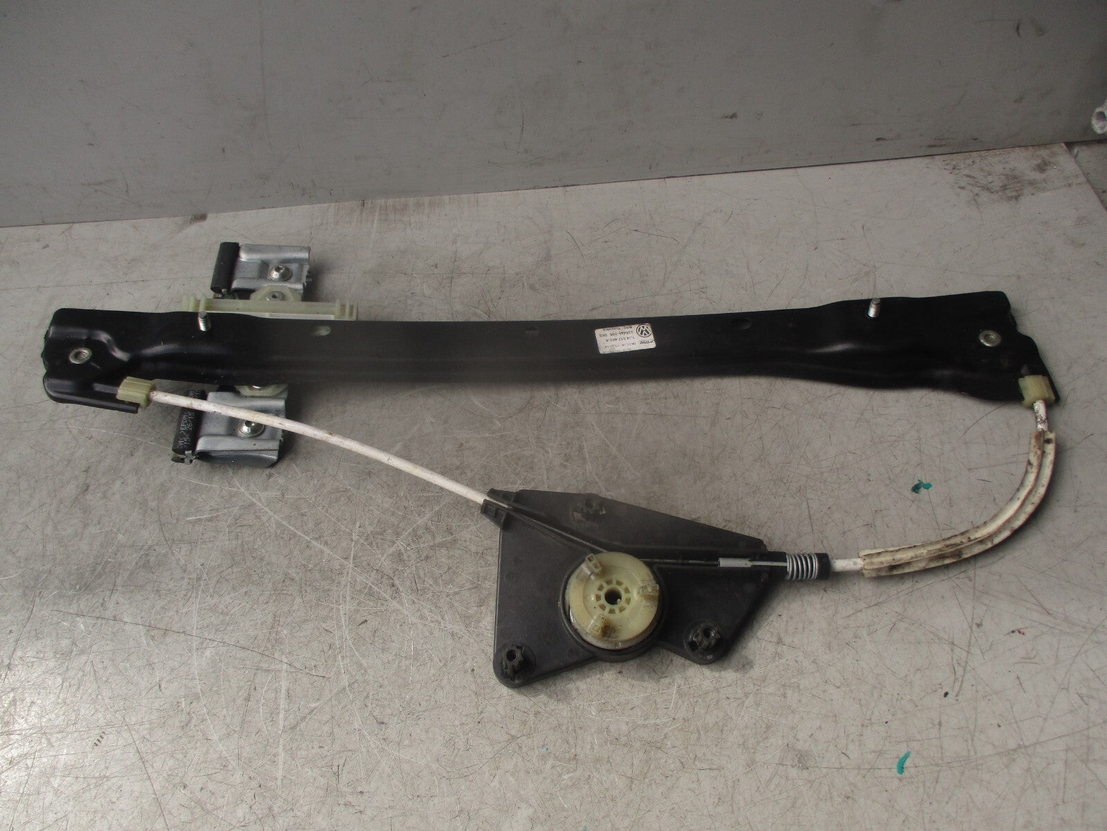 2016 VOLKSWAGEN POLO 6R MK5 OSF DRIVER SIDE FRONT WINDOW REGULATOR 935440105