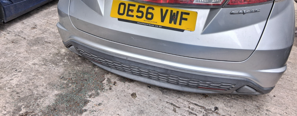 2007 HONDA CIVIC MK8 COMPLETE REAR BUMPER ALABASTER SILVER METALLIC NH700M