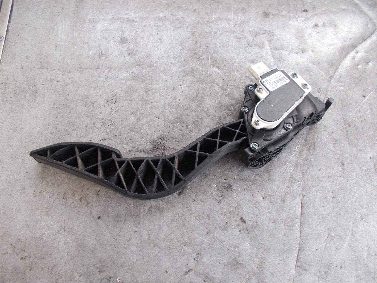 VAUXHALL VIVA OPEL KARL 2013-2018 1.0 ELECTRIC ACCELERATOR PEDAL 42361587