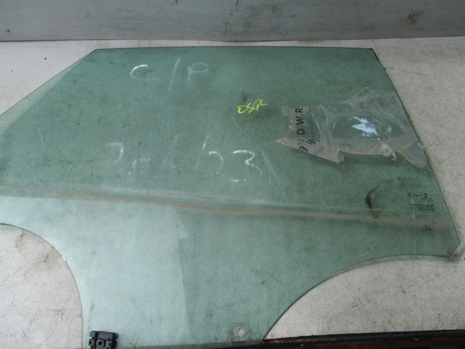 2012 MINI COOPER OSR DRIVER SIDE REAR DOOR WINDOW GLASS DOT 39 AS2 M