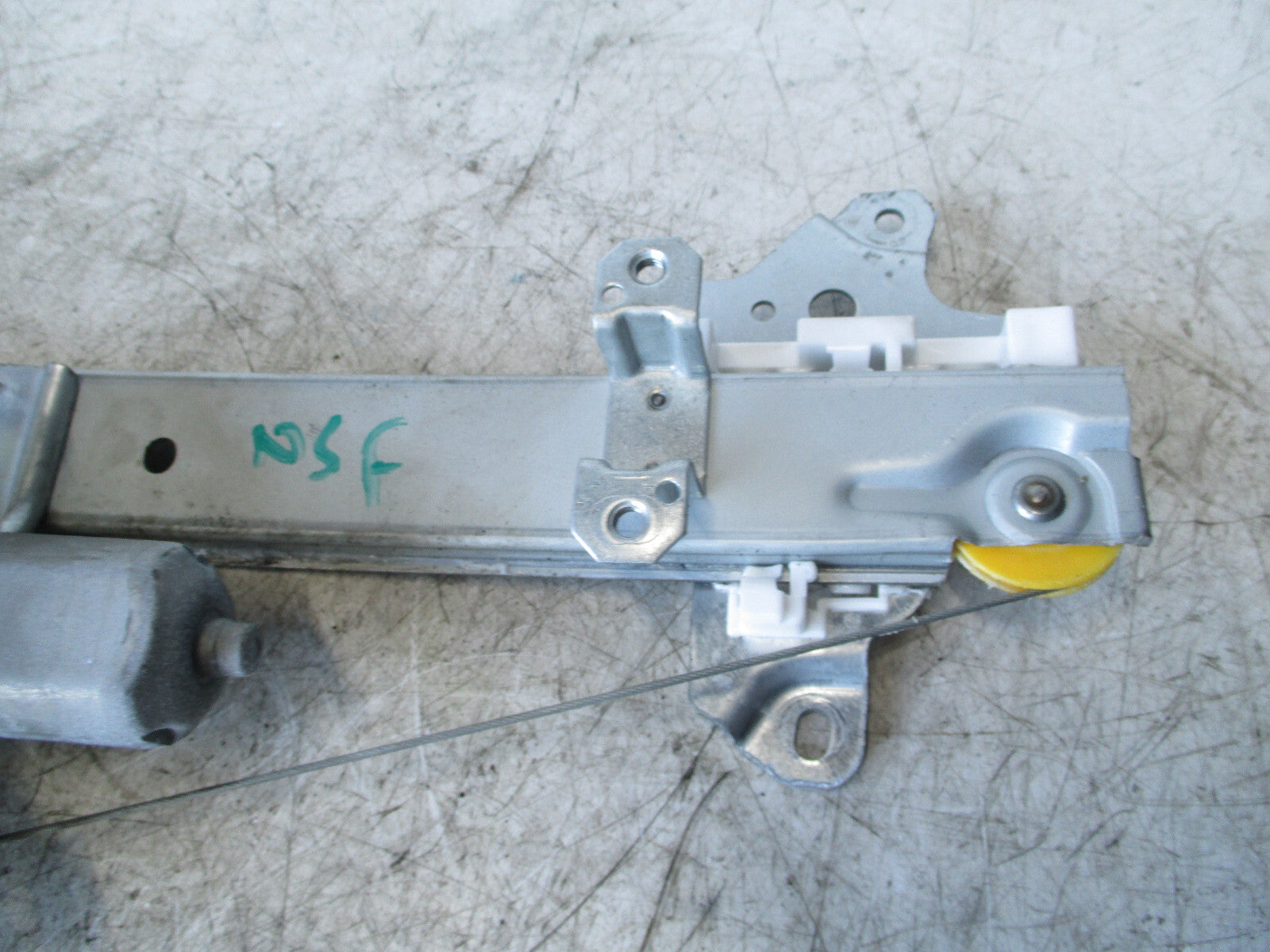 NISSAN MICRA K14 2020 MK5 NSF PASSENGER FRONT WINDOW MOTOR REGULATOR 807304CA0A