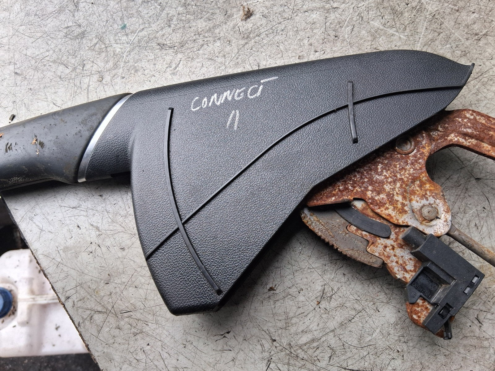 2011 FORD TRANSIT CONNECT MK1 MANUAL HANDBRAKE PARKING BRAKE LEVER MECHANISM