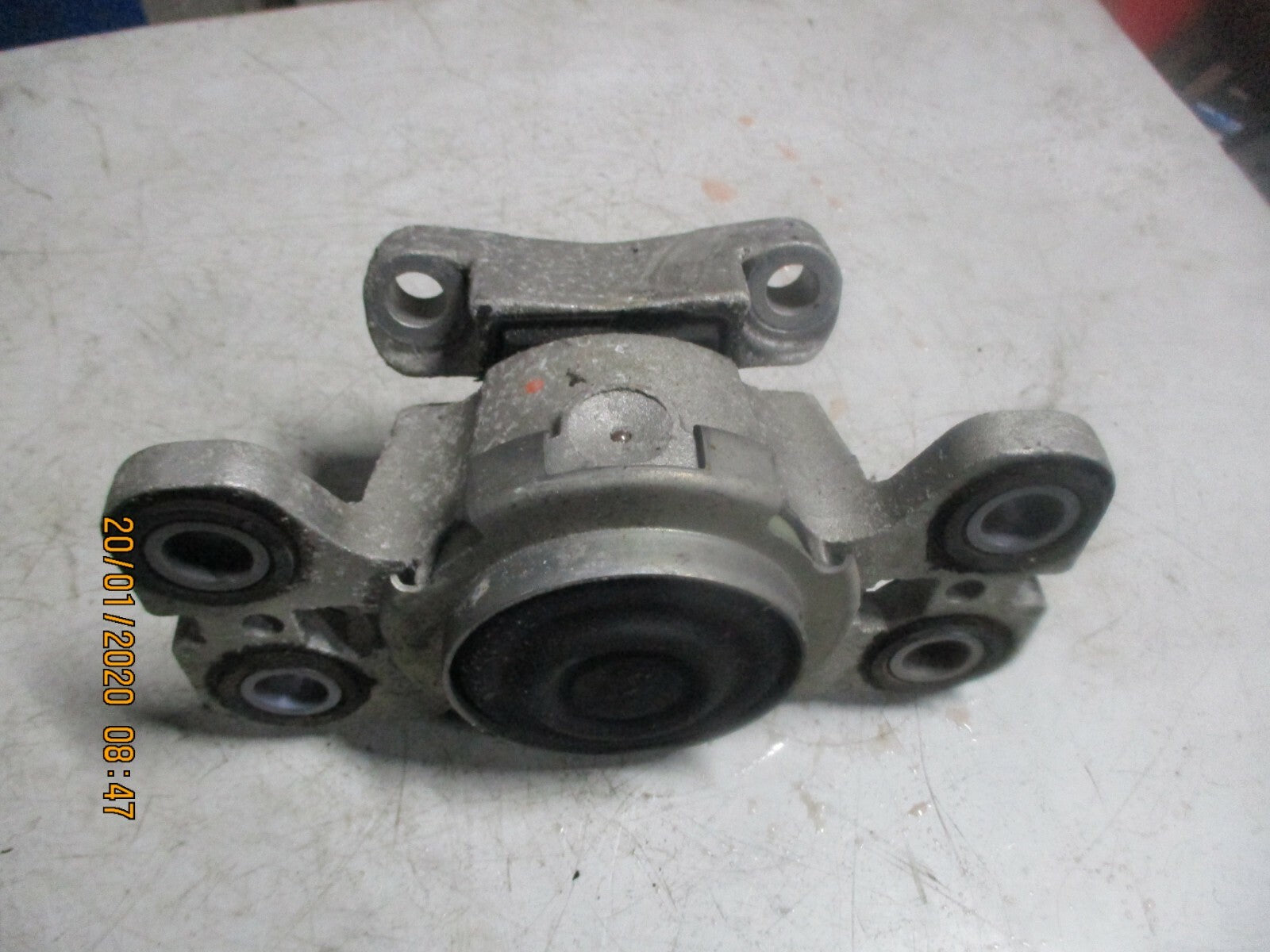 LAND ROVER DISCOVERY L550 2015 NS PASSENGER ENGINE MOUNT BRACKET EJ32-7M121-AD
