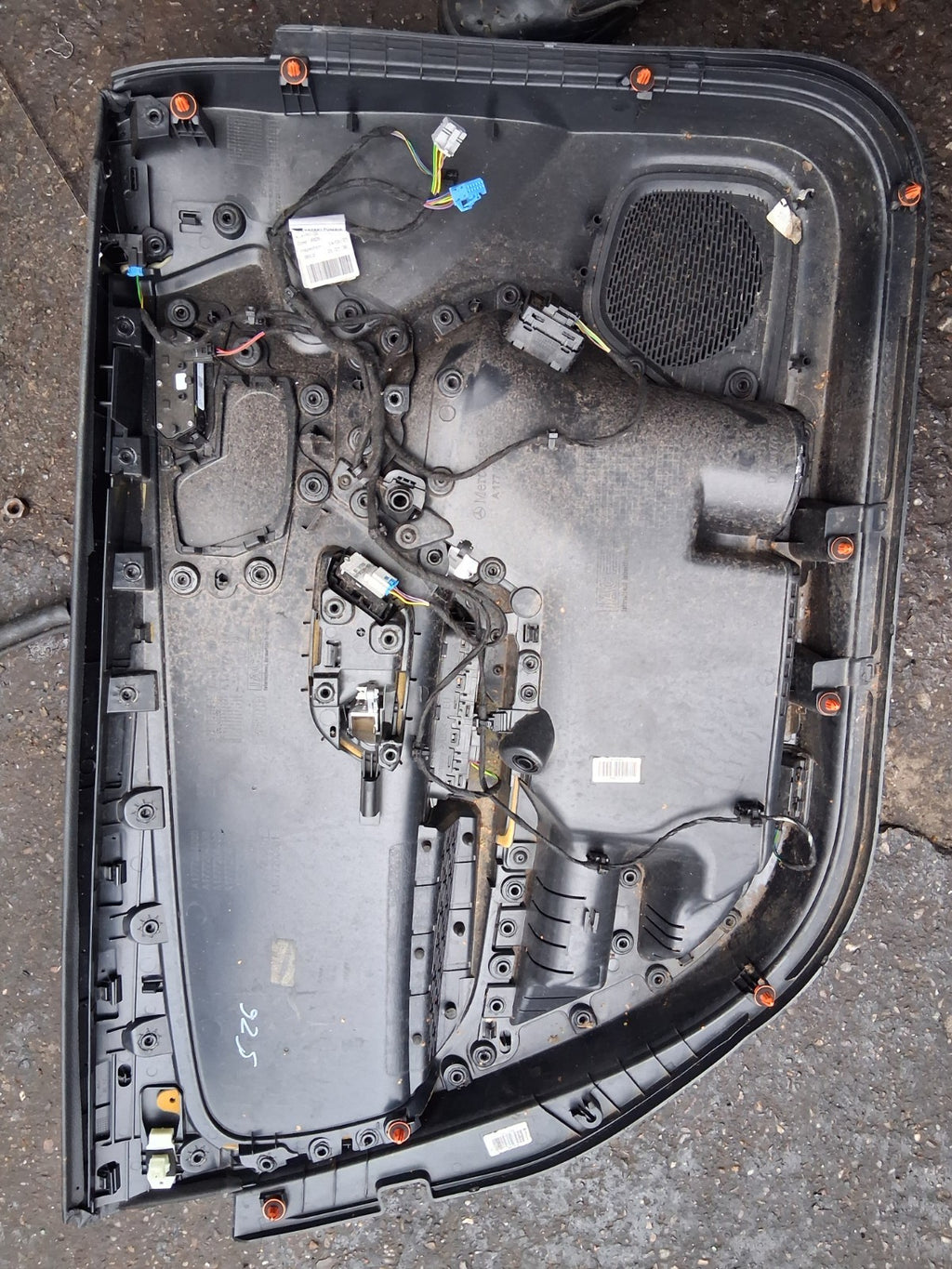 2021 MERCEDES A CLASS SALOON V177 OSF DRIVER SIDE FRONT DOOR CARD A1777204000