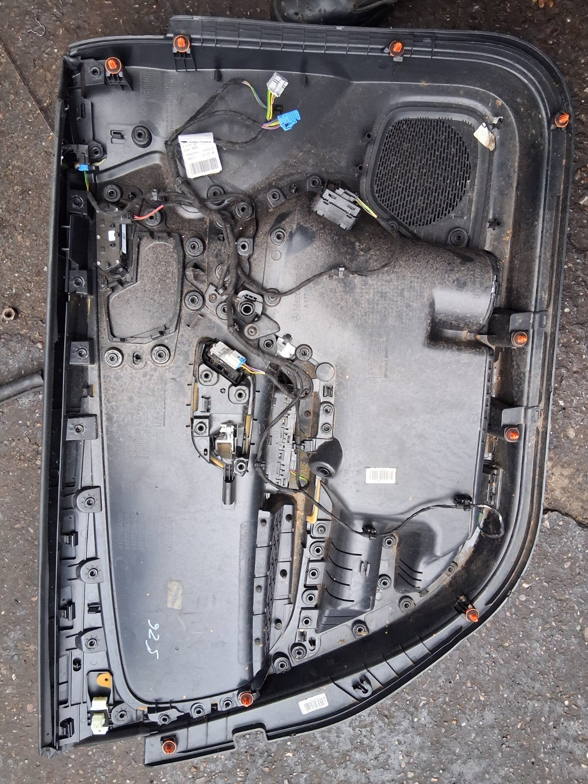 2021 MERCEDES A CLASS SALOON V177 OSF DRIVER SIDE FRONT DOOR CARD A1777204000