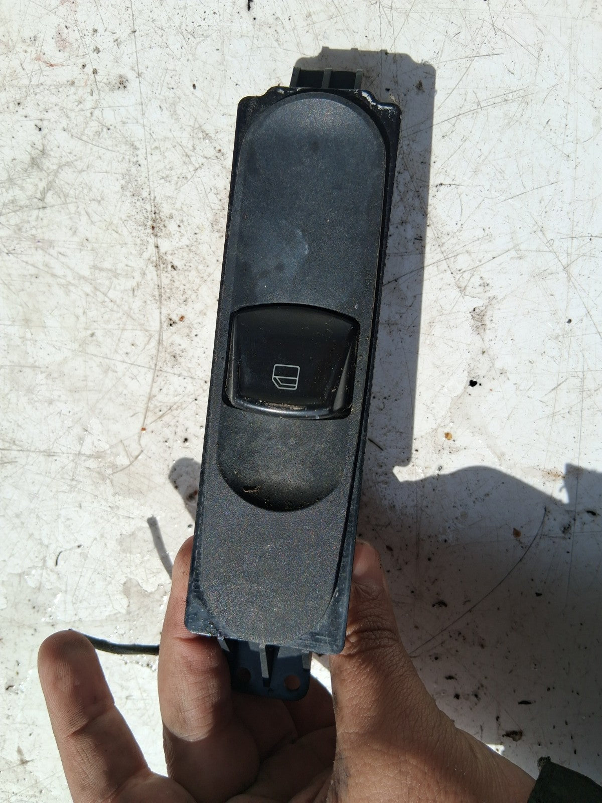 2016 MERCEDES BENZ SPRINTER W906 NSF PASSENGER SIDE WINDOW SWITCH A9065450913