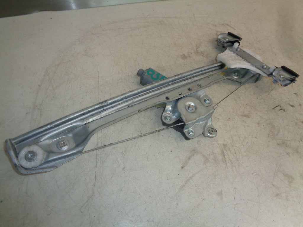VAUXHALL VIVA 2016 OSF DRIVER SIDE FRONT WINDOW MOTOR REGULATOR 98810M2X10