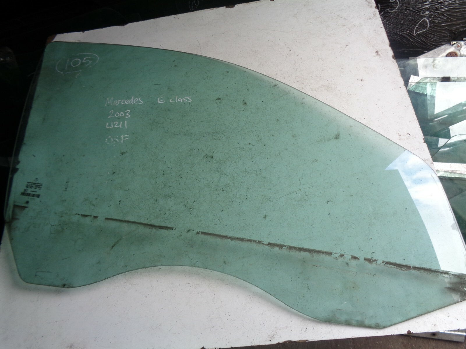 MERCEDES BENZ 2003 W211 OSF DRIVER SIDE FRONT DOOR WINDOW GLASS E143R001025