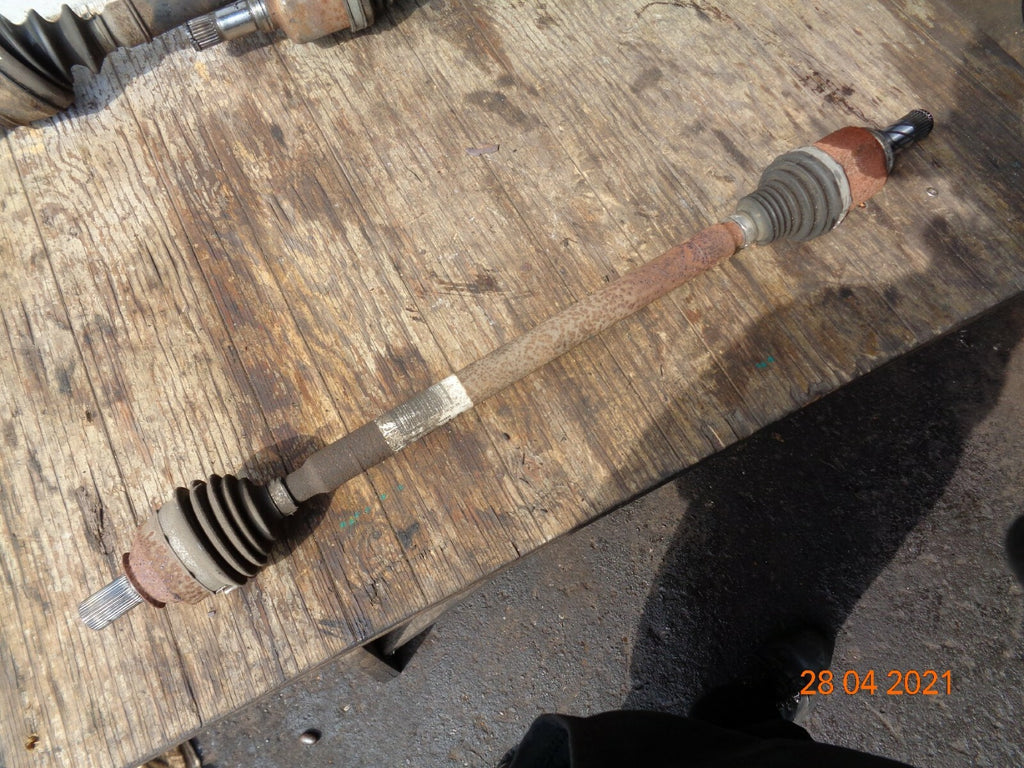 RENAULT TWINGO MK3 2017 0.9 PETROL LONG DRIVER SIDE FRONT DRIVESHAFT A4533503600