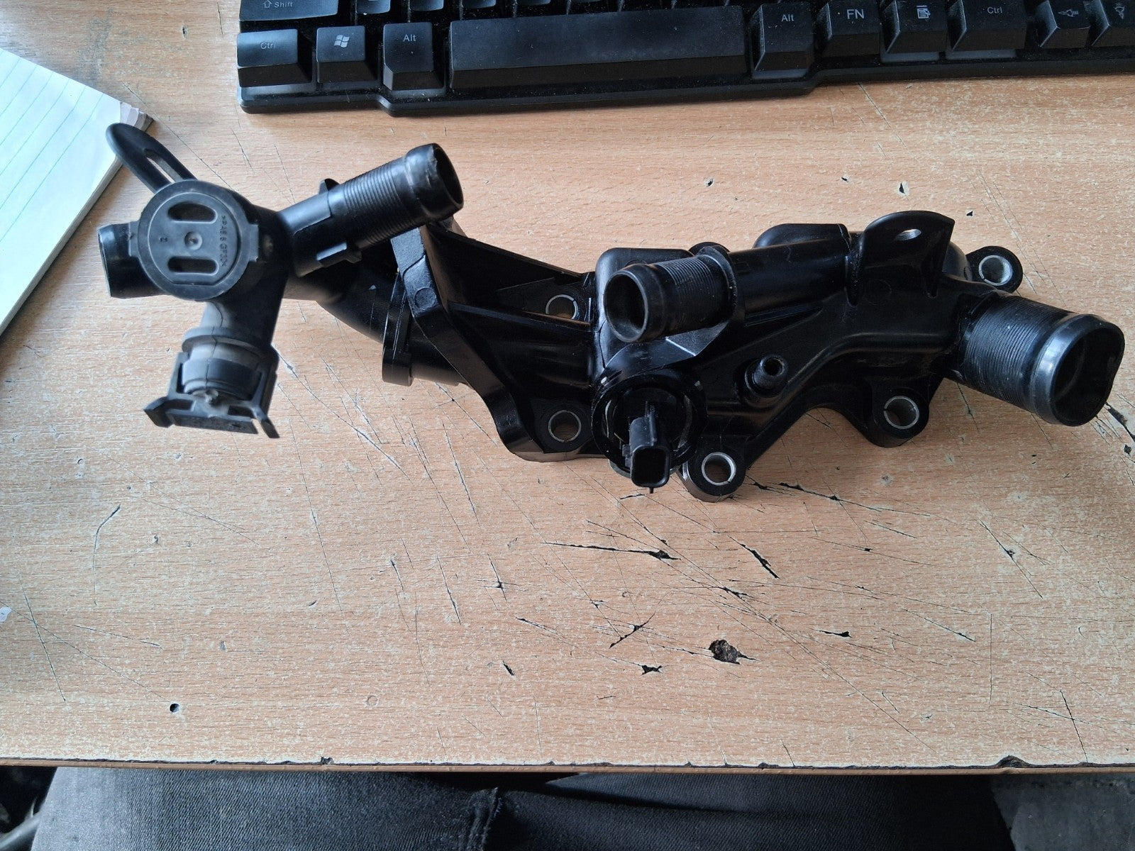 2018 RENAULT CLIO MK4 THERMOSTAT HOUSING 110608635R
