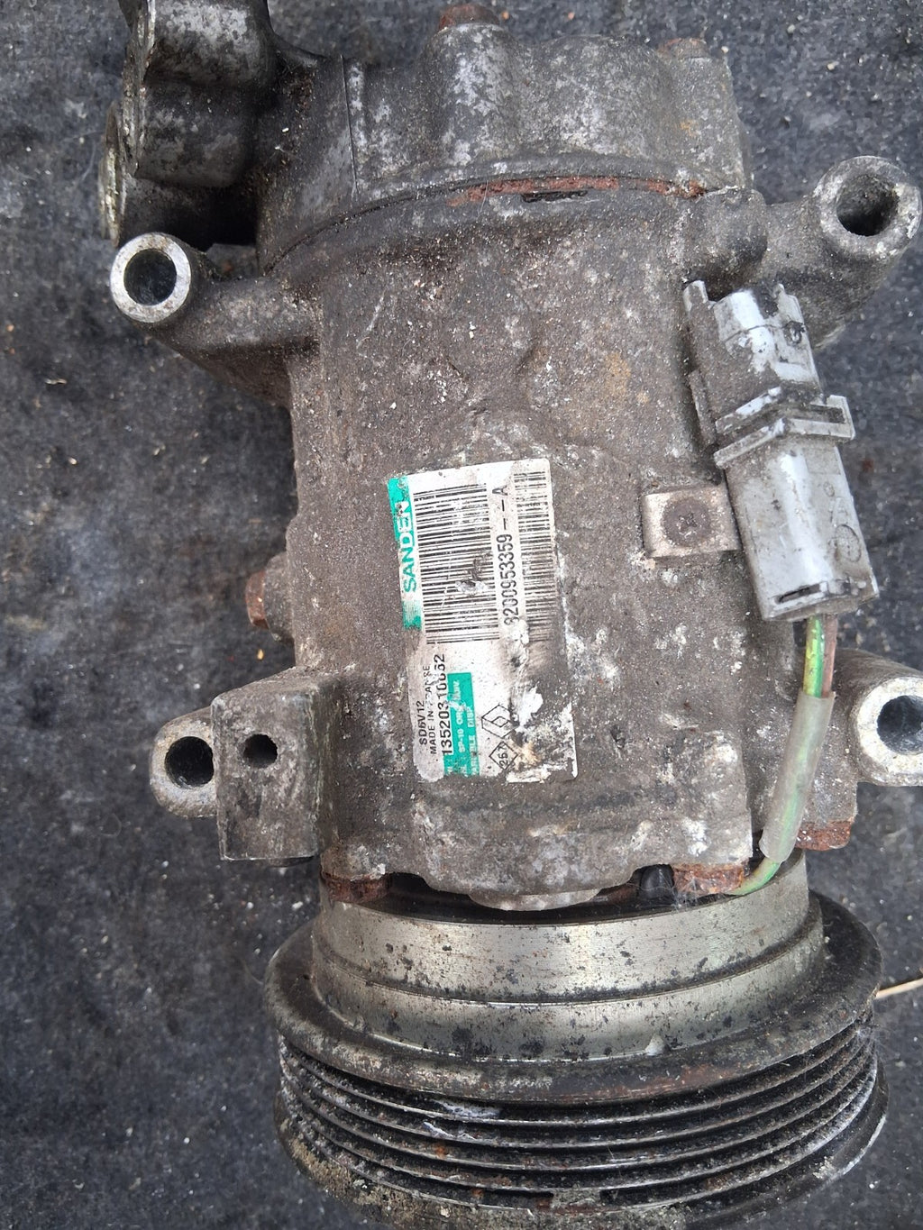 RENAULT MODUS 2010 1.2 PETROL AIR CON COMPRESSOR 8200953359